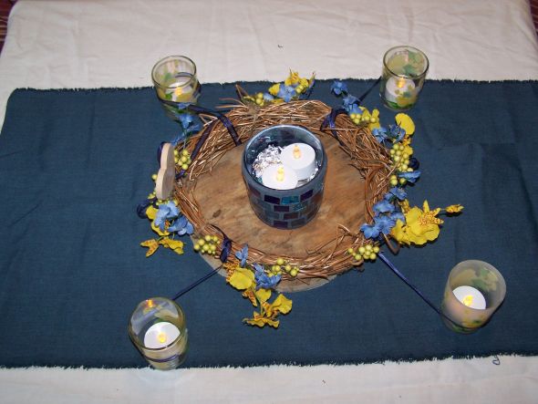 My DIY centerpieces and boutoniers....tell me what you think :  wedding diy flowers fake flowers 100 1744