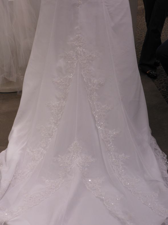 How would you bustle my dress? :  wedding bustle dress DSCN0001 20