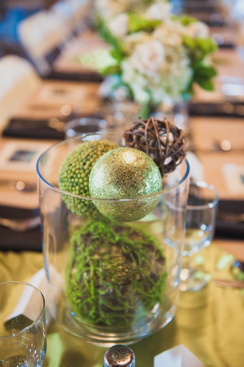 Classic Green Ivory Black Decor wedding glass vases pomander kissing 