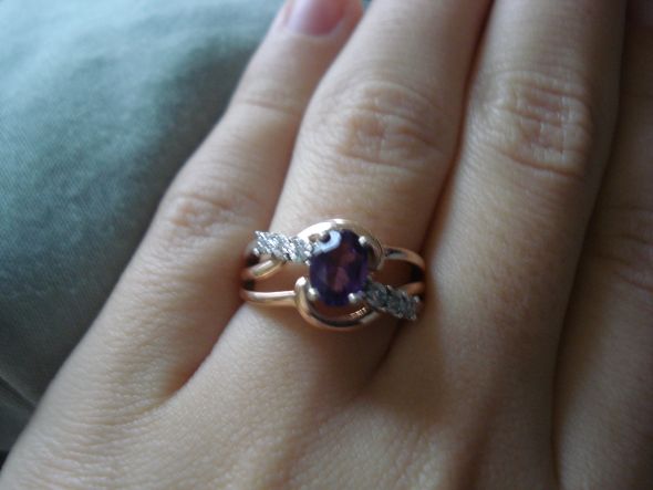 Let me intoduce my newly engaged self...(Lots of pics included!) :  wedding newly engaged 1 ring pictures e ring Ring 008