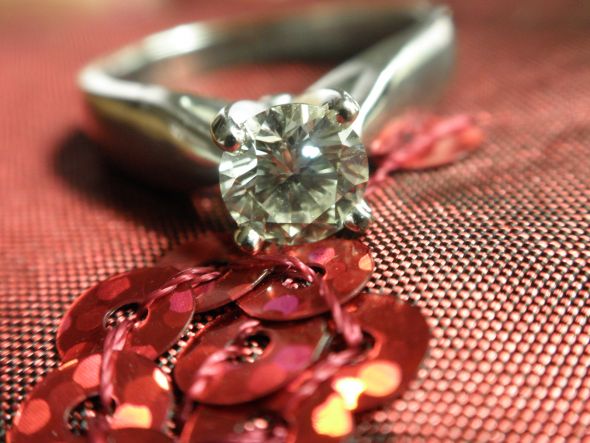 Getting new ring pics taken! Please post your artsy or professional ring porn. :  wedding ring pron artsy picture PC190060