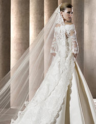 Style Help : wedding dress veil necklace accessories hair pearl pronovias iman IMAN C