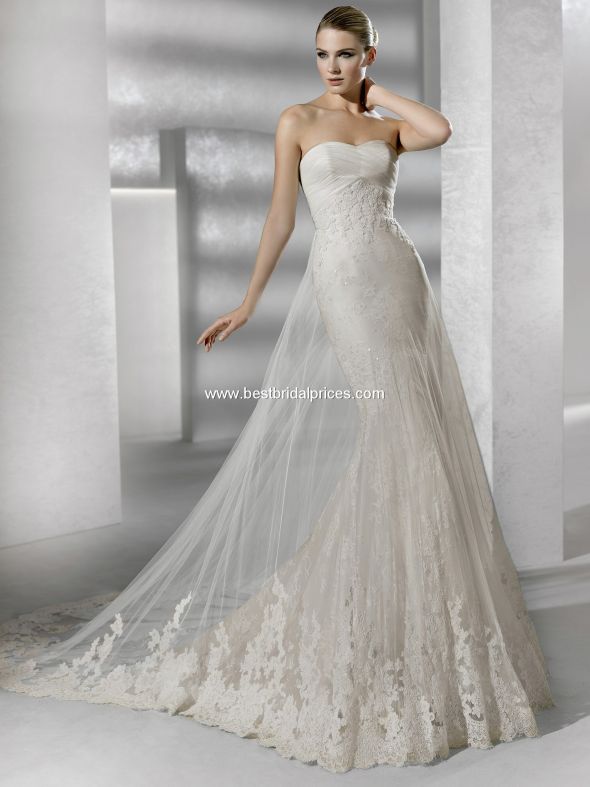 Will this style of dress look dated in a few years? :  wedding dress lace morbido tulle timeless Denia 1
