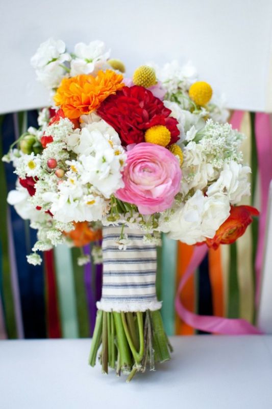 So what flowers did you choose for your bouquet - post pictures too : wedding 76631631129180955 9F6MFS94 C