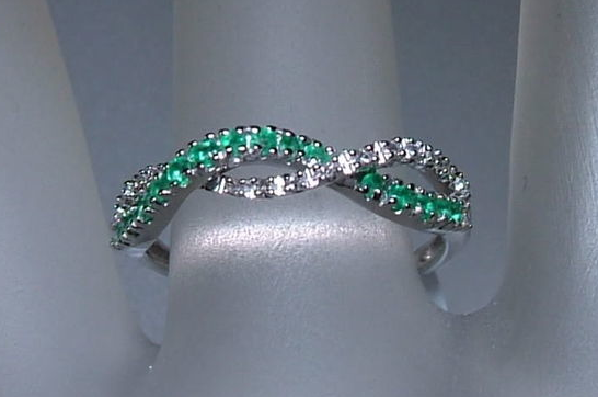 cirk I am still a waiting bee but these are two emerald wedding bands I