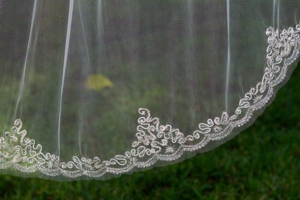 New with Tags Ivory Erica Koesler Knee Length Veil with beautiful beading :  wedding beaded veil erica koesler knee length veil ivory dress jewelry Veil733
