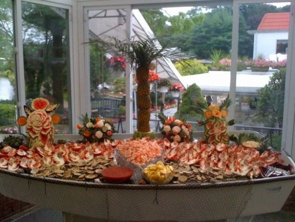 Too much food? (long, sorry!) :  wedding Seafood Boat3