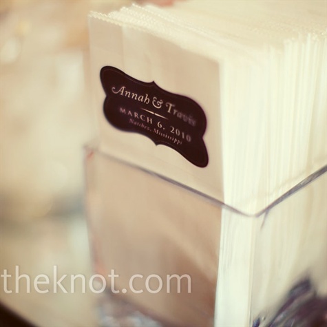 Any ideas how to do this monogram? :  wedding monogram diy What I Want