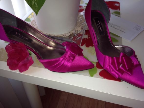Pink wedding shoes!! :  wedding closed toe shoes low heels nina shoes orchid shoe pink pink shoes shoes Shoes3