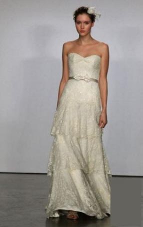 Show me your replicas of anything close to these romantic dresses?  *Pic Heavy! :  wedding replica vintage ethereal romantic china dresses Screen Shot 2012 01 22 At 1.43.45 PM