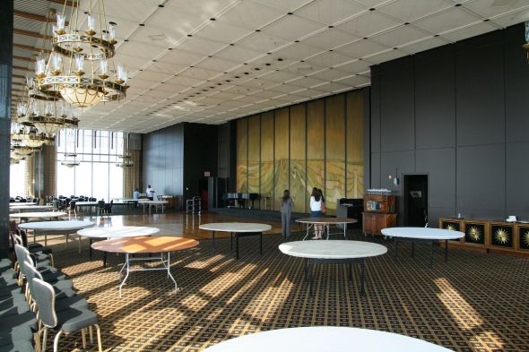 How can I transform this traditional venue to look modern?! :  wedding PCOH1