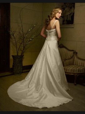 Can you help me identify this dress?  And thoughts on a second choice... :  wedding dress sewing beading identify statin Back Of Wedding Dress 2