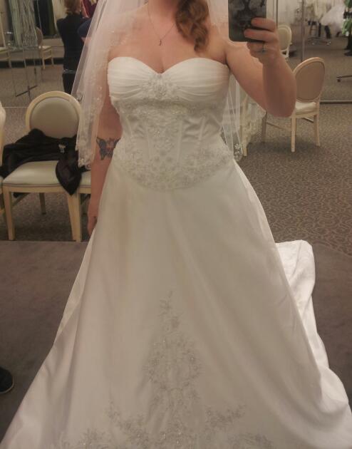 discontinued wedding dresses sold in canada