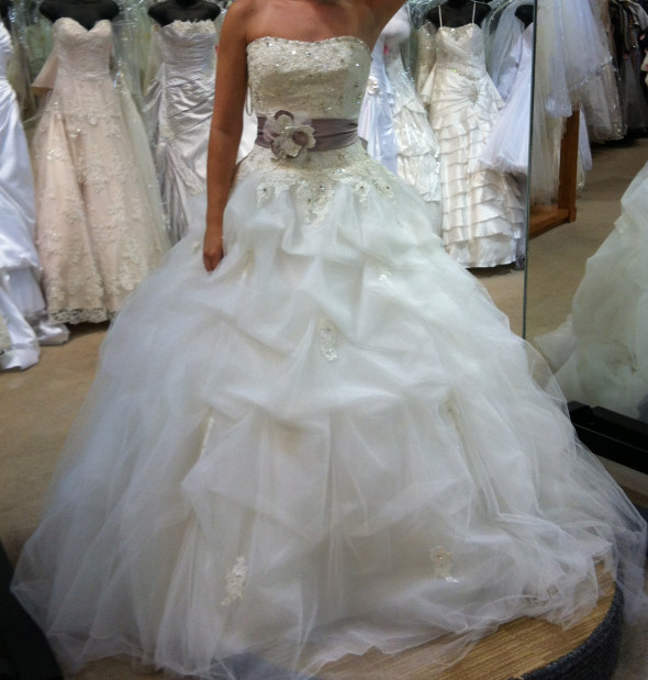October 2012 Brides- Show Us Your Dress : wedding october 2012 wedding dress october 7 2012 2013 Cupcakedress