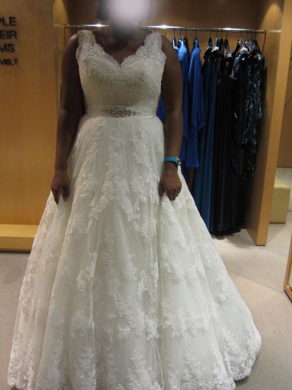 Pronovias Bermeo 2012 Costura collection. : wedding dress pronovias 2012 1 cost real bride Pronvias1