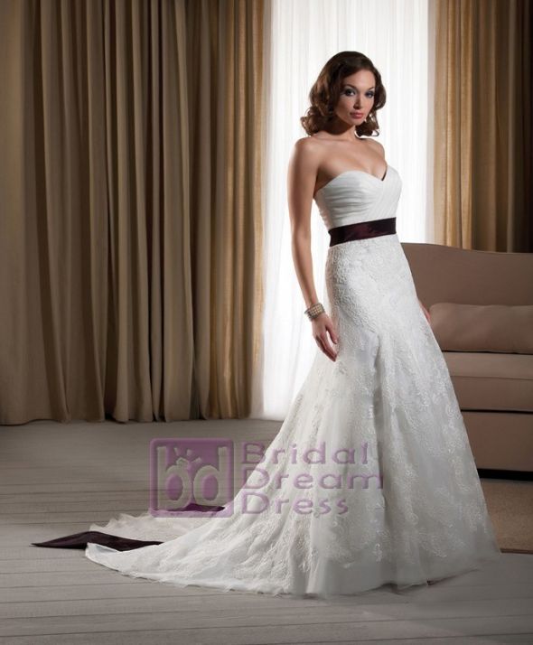 Bought my dress - why can't I find anyone else wearing it? : wedding dress joli full figured 1 dress twins Front Model