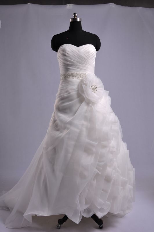 Help! Dress advice + ordering a custom dress. Pic heavy : wedding custom dress replica china wedding 20111213