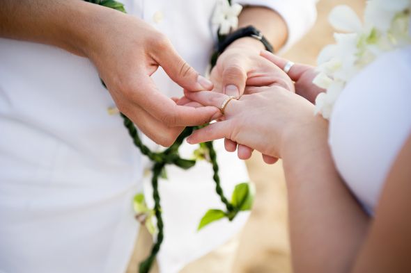 12-12-11 Beach elopment, Kauai - bunch of pro pics :) : wedding elopement kauai 1 hawaii beach destination 020 AmeliaMiguel