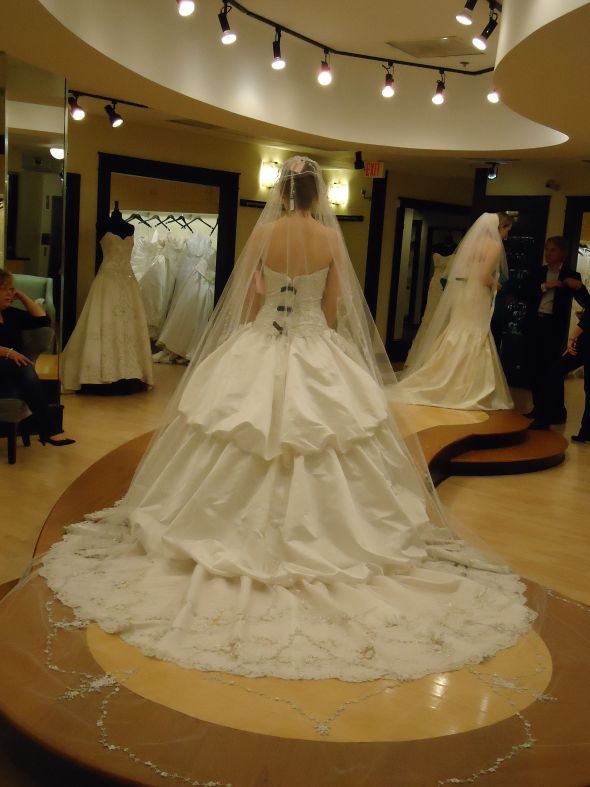 HELP! Find circle cut extra long cathedral veil! :  wedding help veil cathedral eve of milady beading Cathedral Veil Eve Of Milady