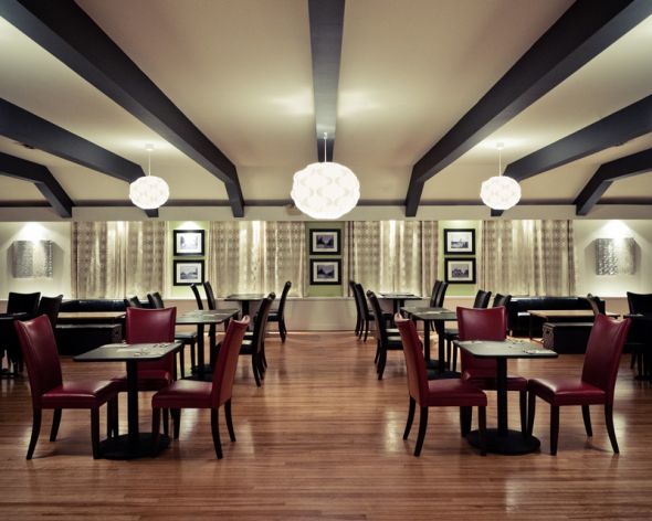 Reception WITHOUT chiavari chairs or chair covers (pics please) :  wedding chairs decor chiavari chair covers Reception Venue