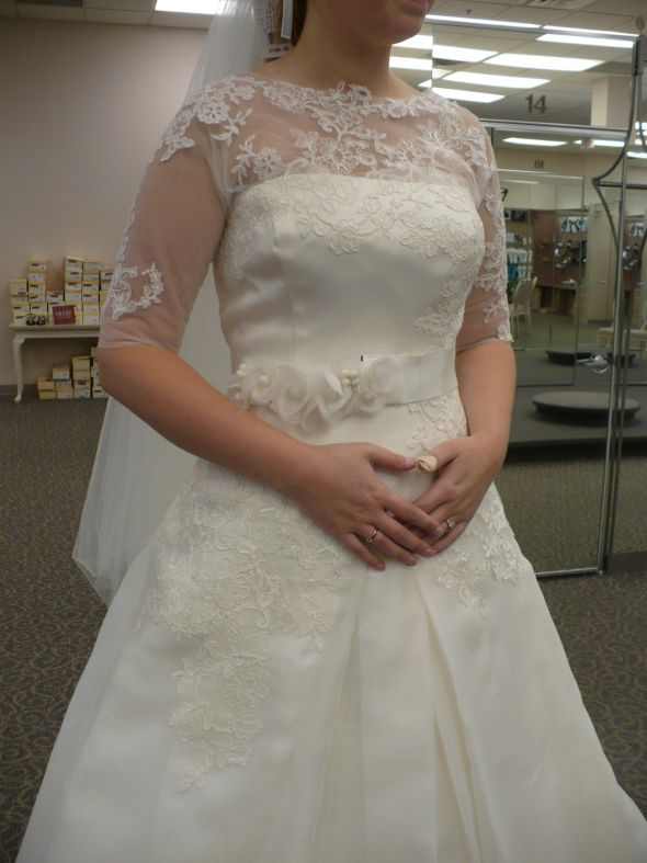 White by Vera Wang: VW351023 Any real-life photos? Please!?;) :  wedding white by vera wang dress pics P1120753