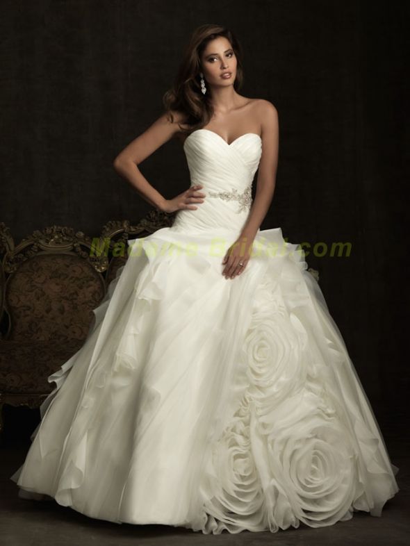 What type of slip/petticoat should I use? :  wedding dress slip petticoat mori lee 4816 1 hoop crinoline LgAllure Bridals 8918A S12