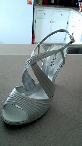 Need help - any ideas for my shoes? :  wedding shoes diy Shoes1