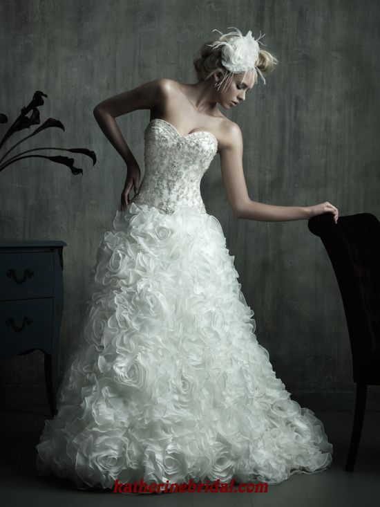 How affected is dancing and comfort with corset tops or long wedding dress? :  wedding Allure Couture C176 01