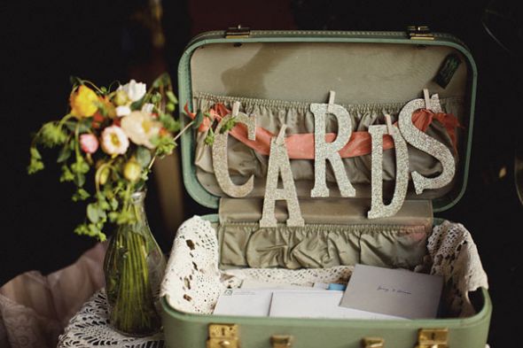 Inspiration Board so heavy with PICS! :  wedding rustic vintage shabby chic 1 inspiration Vintage Smogshoppe Wedding19 Ruffledblog