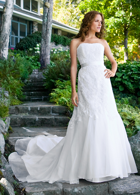 Did you end up loving the dress you thought you were going to love :  wedding Tess Front