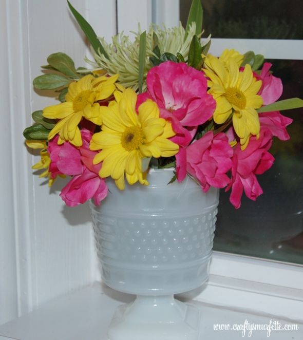 Trick for Arranging Flowers :  wedding floral arrangement diy centerpieces flower arrangements Csmurffloral101 02