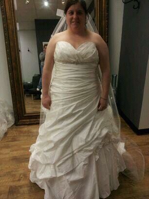 absolutely terrified to go wedding dress shopping. :  wedding Dress