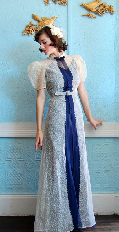 My 1940's Wedding dress :  wedding 2