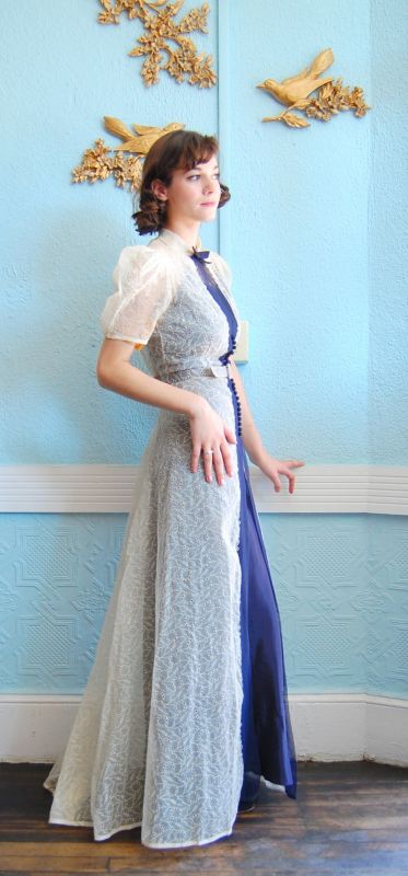 My 1940's Wedding dress :  wedding 6