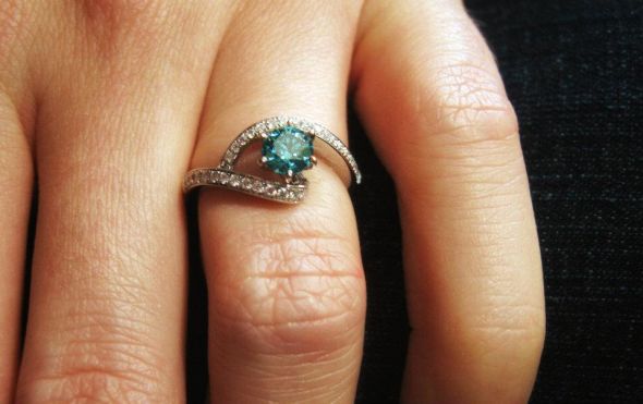 Blue diamond engagement rings? : wedding engagement ring blue diamond waiting confused advice ring porn sapphire Bluediamond
