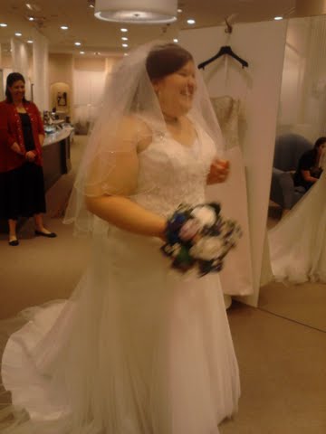 All plus size bees click here! : wedding plus size 1 curves chicago Uhuh