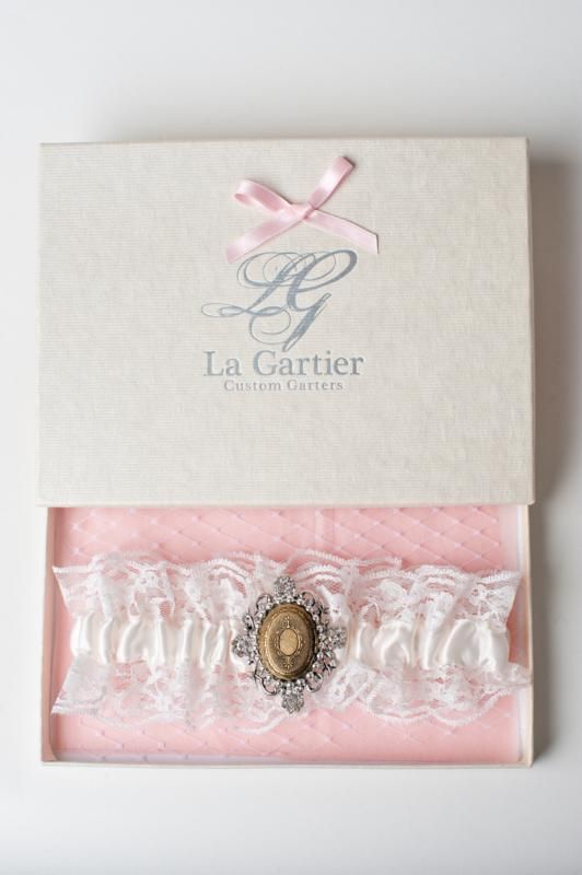 Show me your garters! :  wedding garter something blue la gartier la gartier wedding garter Virginiabox