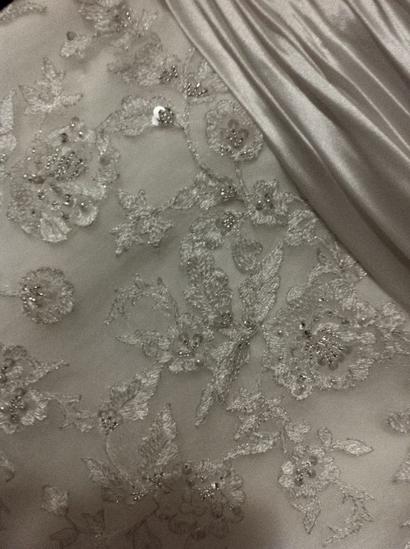 I love my dress... :  wedding IMG 1680