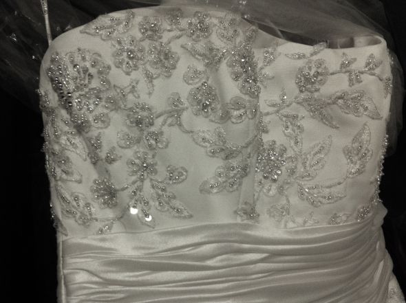 I love my dress... :  wedding IMG 1683