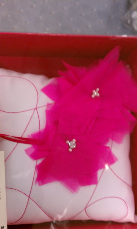 Help pinks pinks and more pinks wedding color schemes decor favors