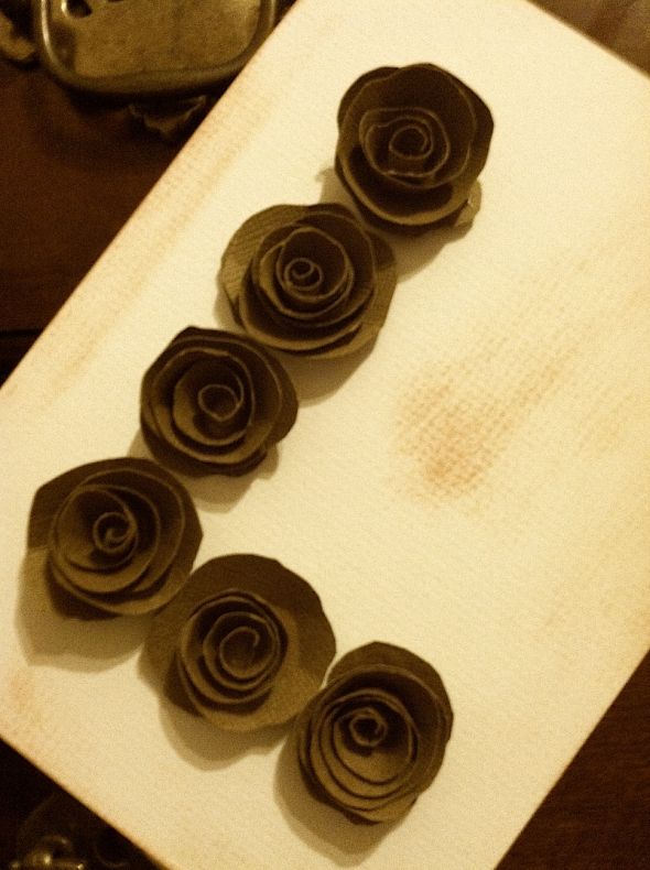 How to make rolled paper roses :  wedding diy how to decor Zxxoo