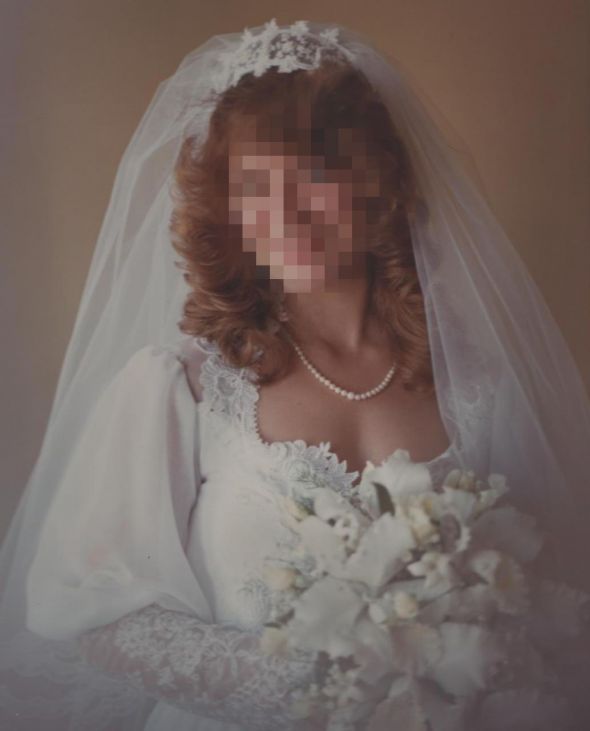 Would you wear your mom's dress to avoid her hurt feelings? :  wedding alter mom wedding dress old dated vintage sleeves Wedding2