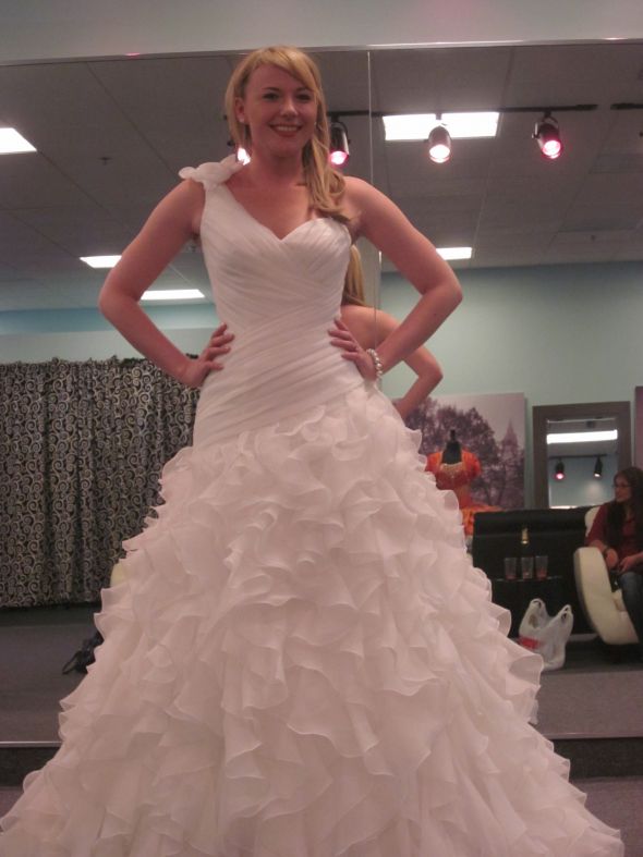Which dress should I choose?? Remi San Patrick or Alfred Angelo 2314? Thx!! : wedding alfred angelo san patrick st patrick 1 remi vote wedding dress IMG 3847