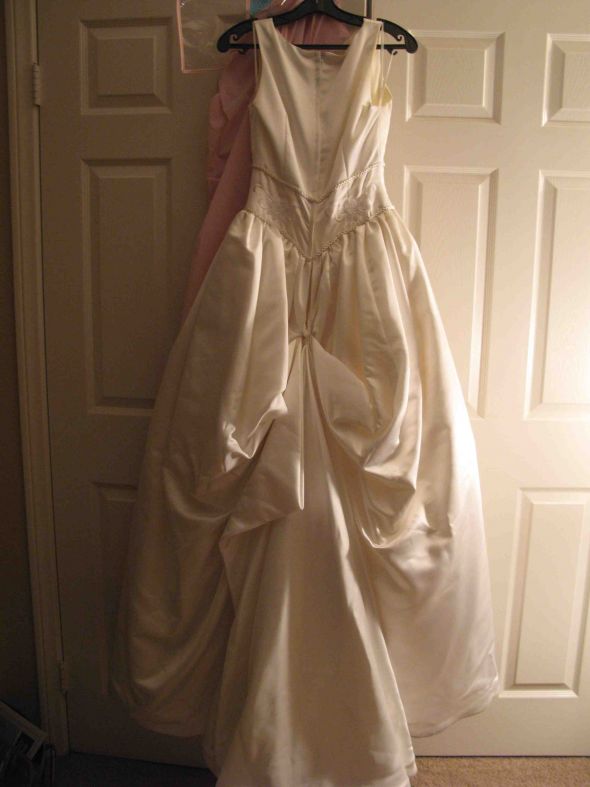 used demetrios wedding dresses