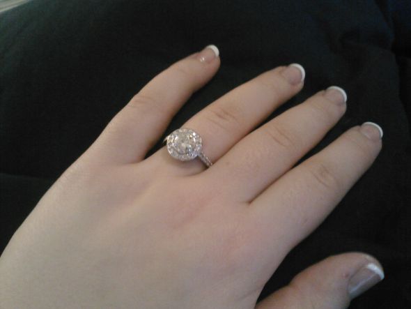 Show me your Pave set e-ring :  wedding Ring Hand