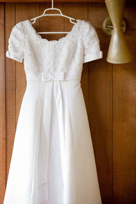 wedding audrey hepburn classic vintage style white Weddingdress