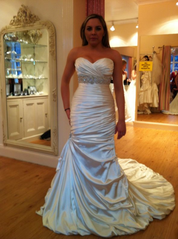 Please Help Me Choose A Dress!! :  wedding dress winter Dress 1