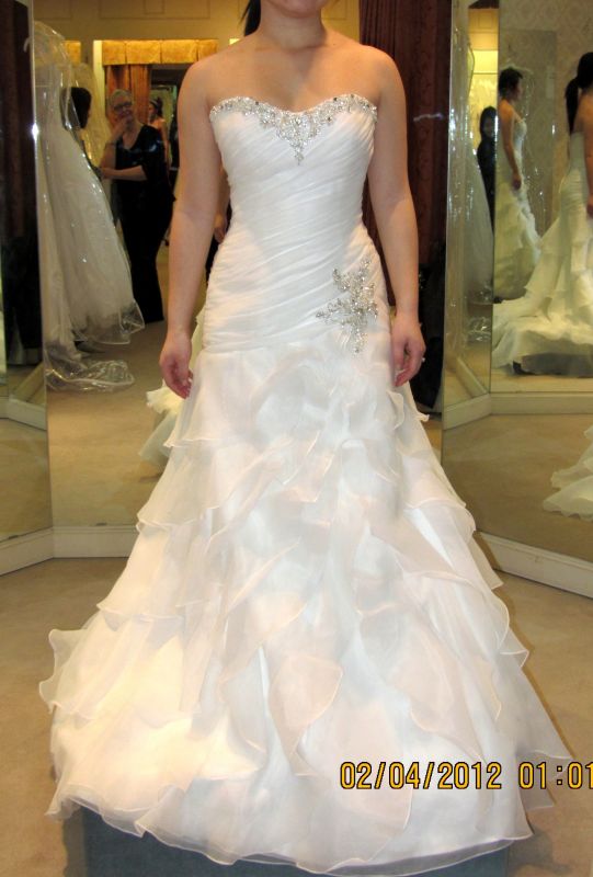 Help me choose between 3 dresses! Alfred Angelo vs Madison vs Allure - PIC HEAVY :  wedding dress alfred angelo allure madison Dress 2 MADISON Front 1