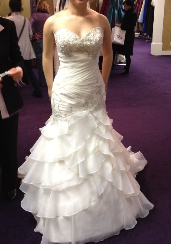 Help me choose between 3 dresses! Alfred Angelo vs Madison vs Allure - PIC HEAVY :  wedding dress alfred angelo allure madison Dress 3 ALLURE Front