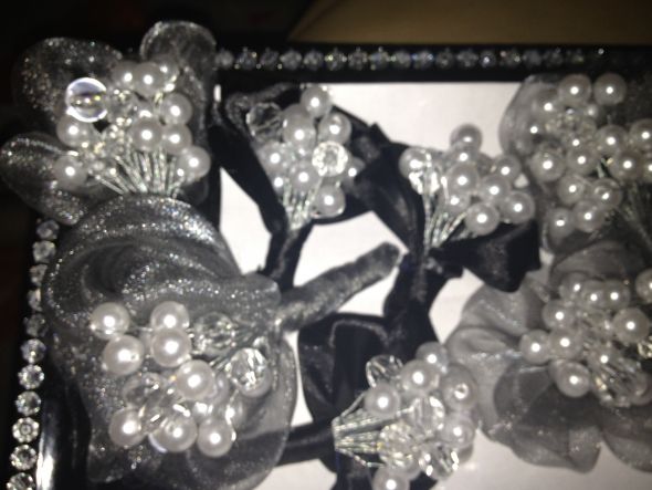 diy pearl and crystal boutonnieres :  wedding diy flowers white All Boutonierre